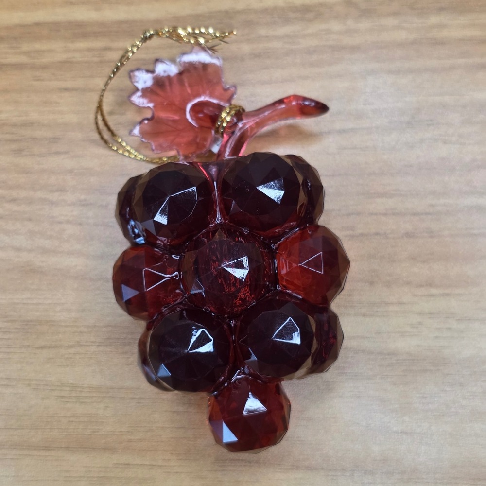 Vintage Faceted Grape Cluster Ornament Red Purple Acrylic Wine Bar Decor